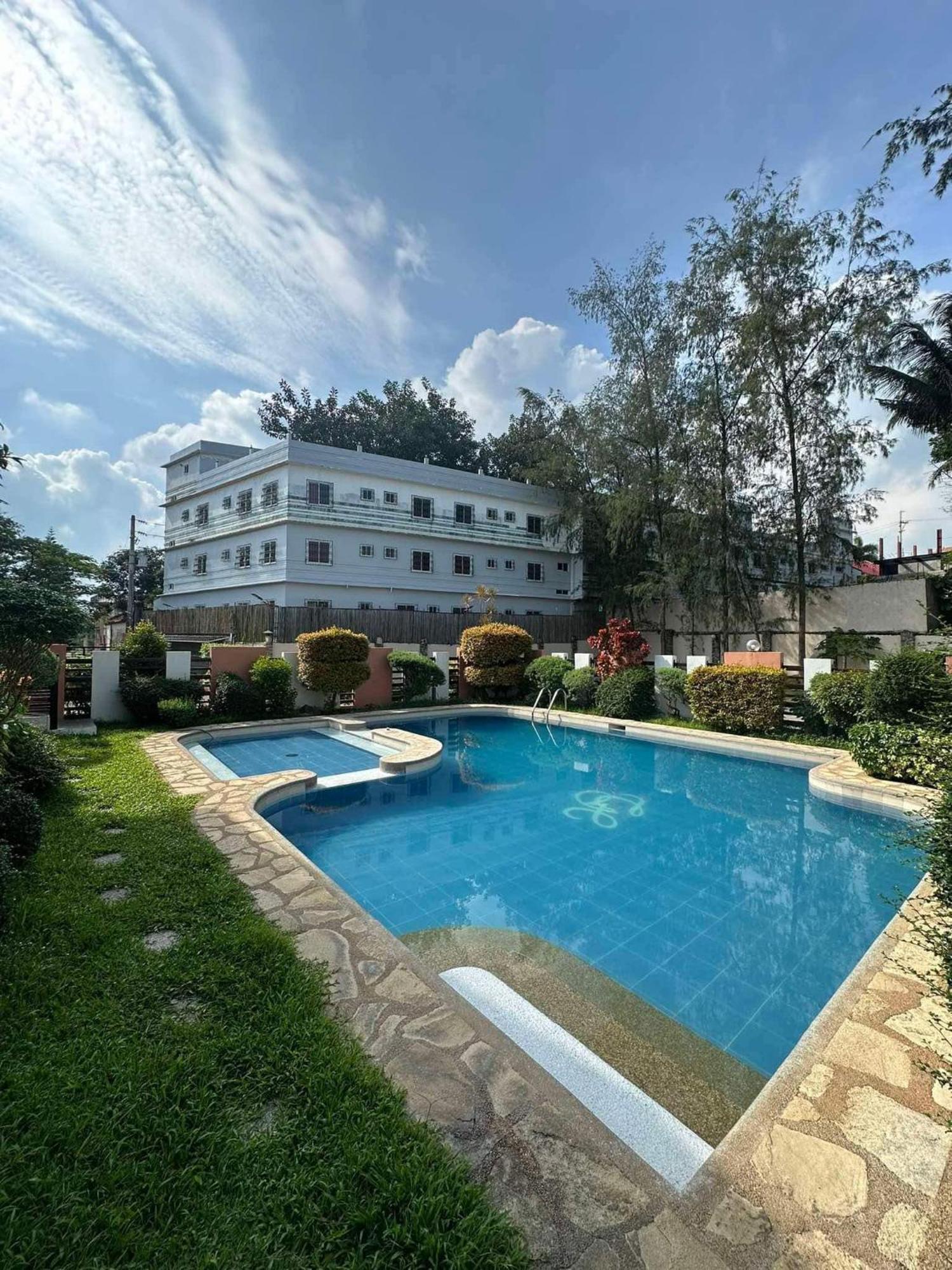 Tagaytay Hampton Villa Tagaytay City Exteriör bild
